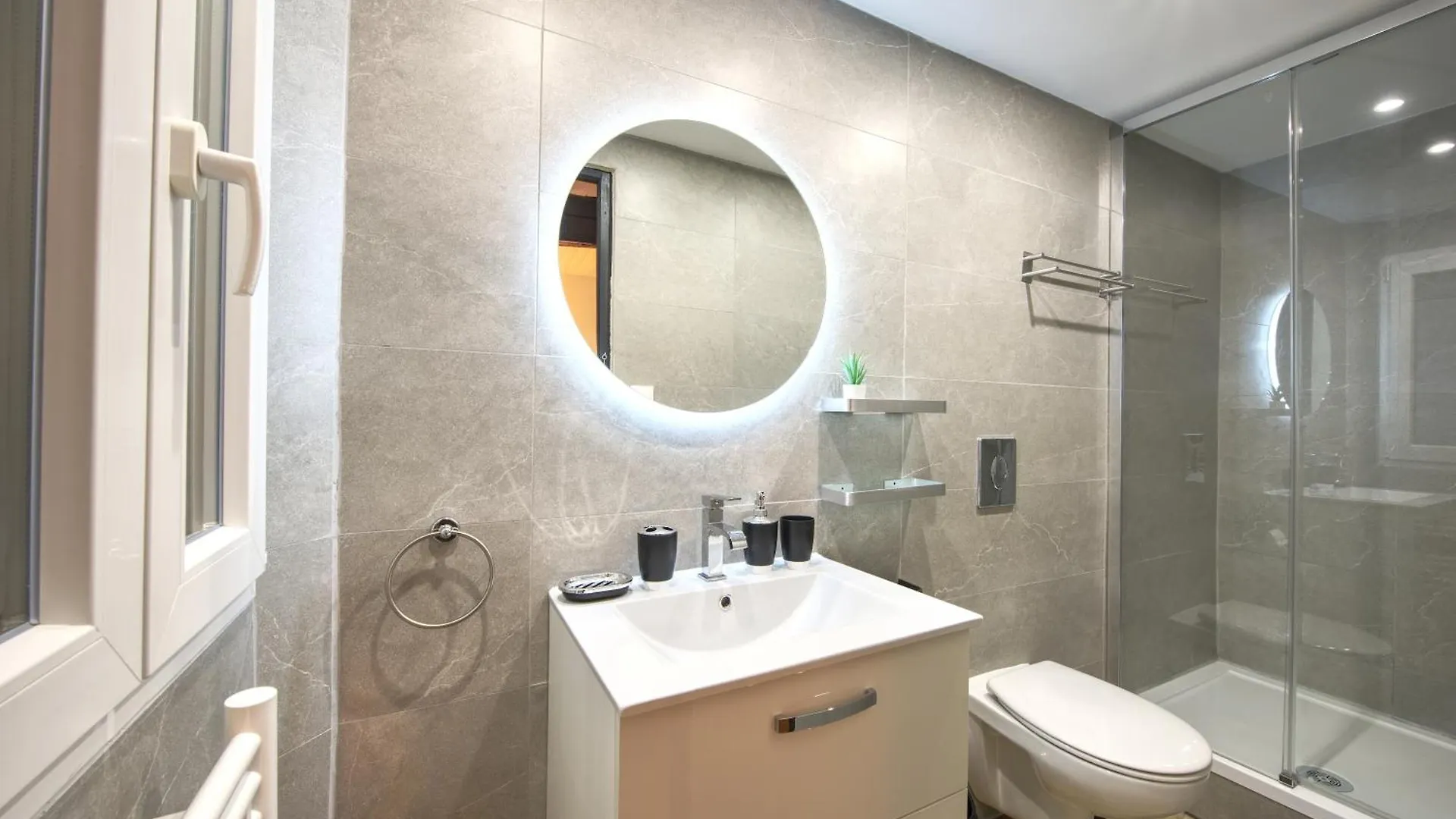 Appartement Cosy Avignon Centre-Ville アパート
